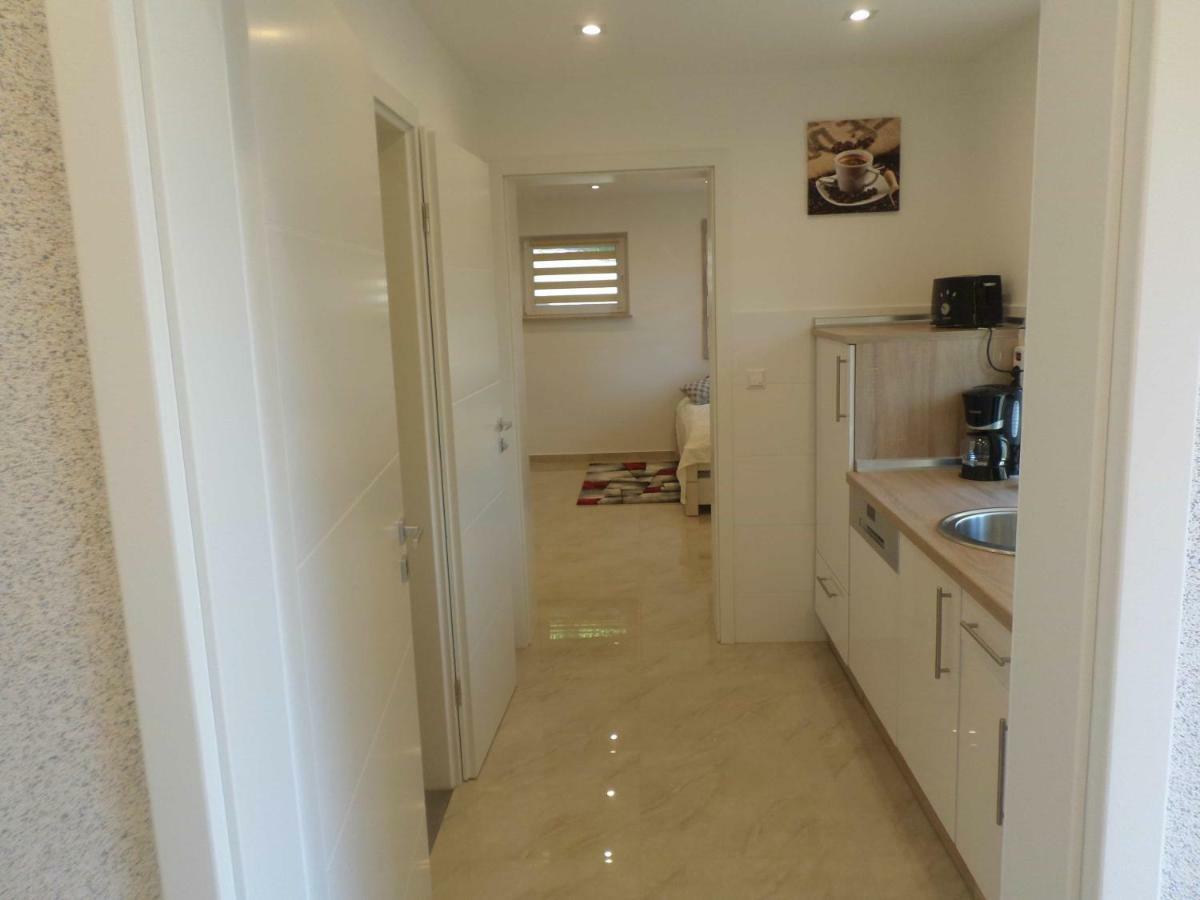 1 Zi. Apartment Naehe Flughafen/Messe Stuttgart 24H Waldenbuch 外观 照片